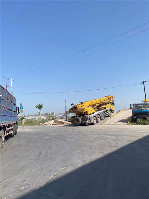 溧水区25吨吊车的租赁价格大概是多少？