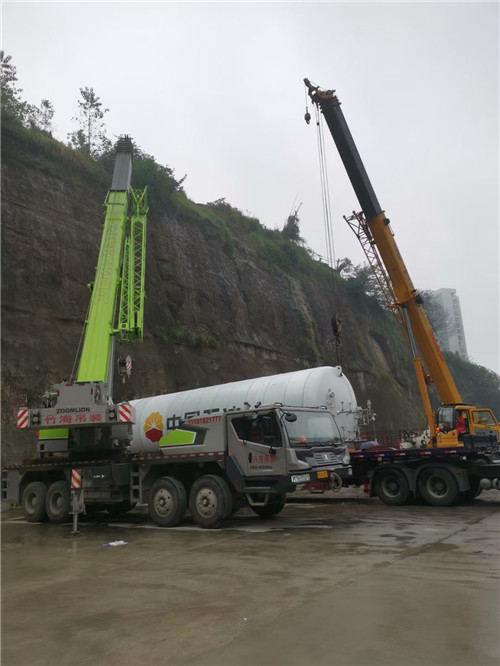 溧水区“不怕风雨冻”—— 吊车的 “恶劣环境适应” 技术